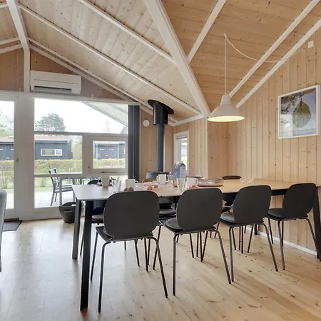 Ruut - 200m From The Sea By Interhome * Bøtø By
